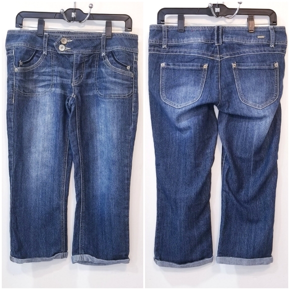 * Candie's Blue Ladies Size 5 Distressed Jean Capris Pants - Picture 4 of 11